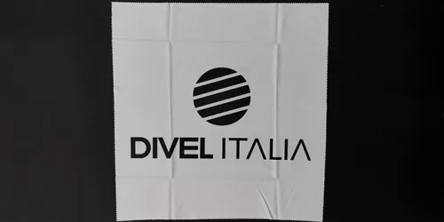 دستمال Divel italia خیلی بزرگ
