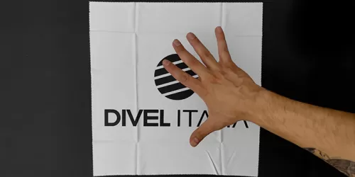 دستمال Divel italia خیلی بزرگ