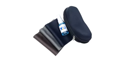 جلد زیپی بزرگ + 3 عدد دستمال + اسپری